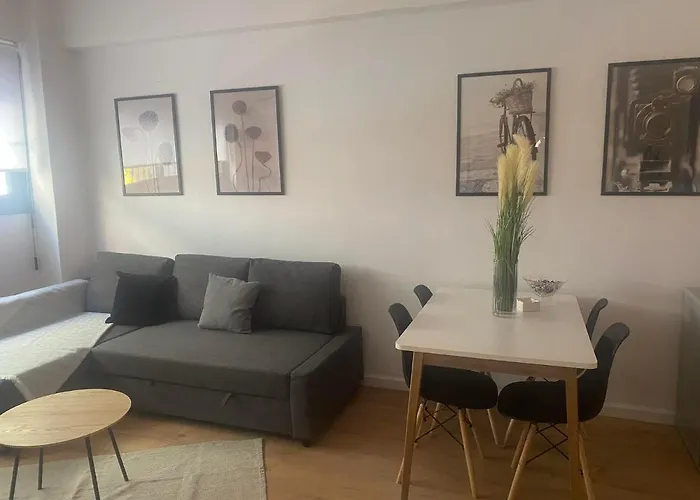 Cozy Maisonette Next To Plaka